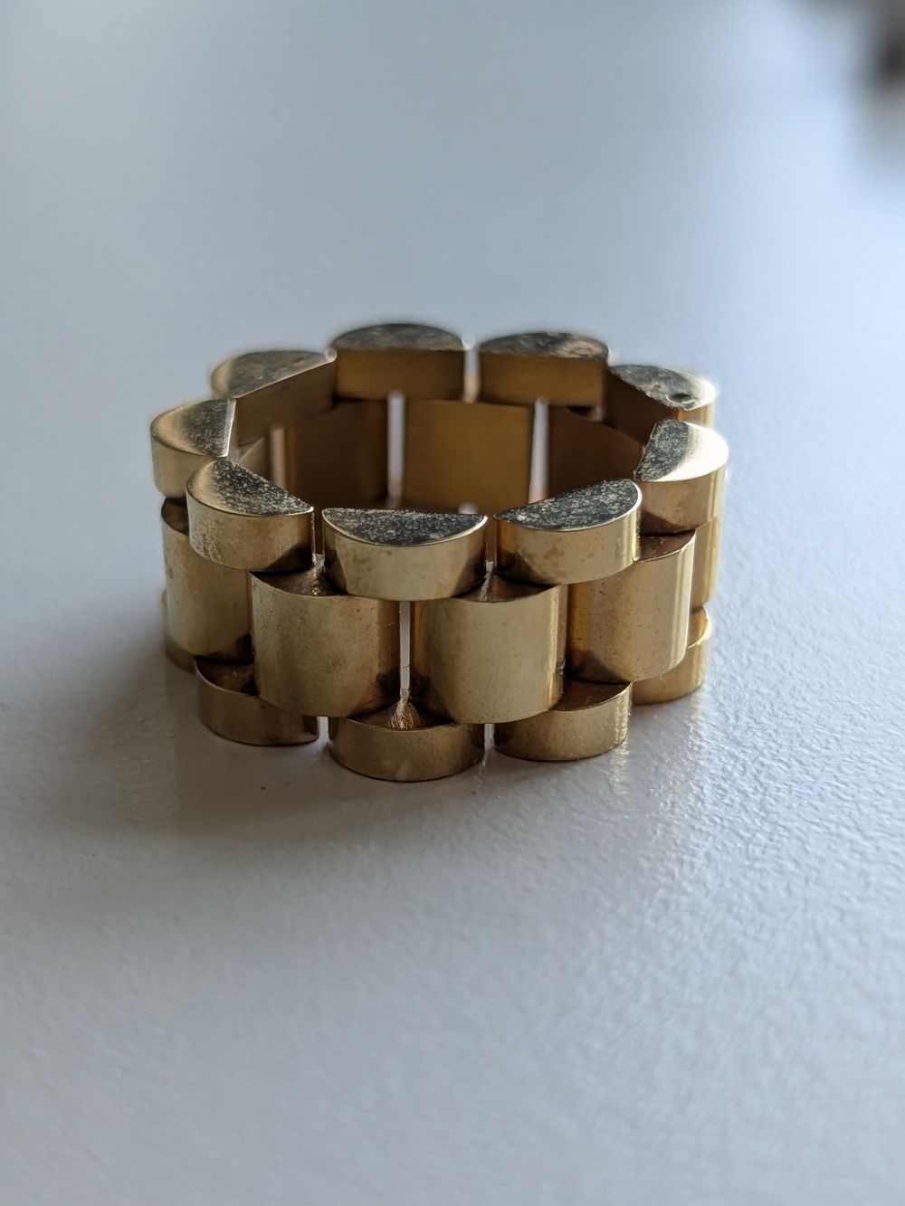 NWT - Gold Link Ring - size 8